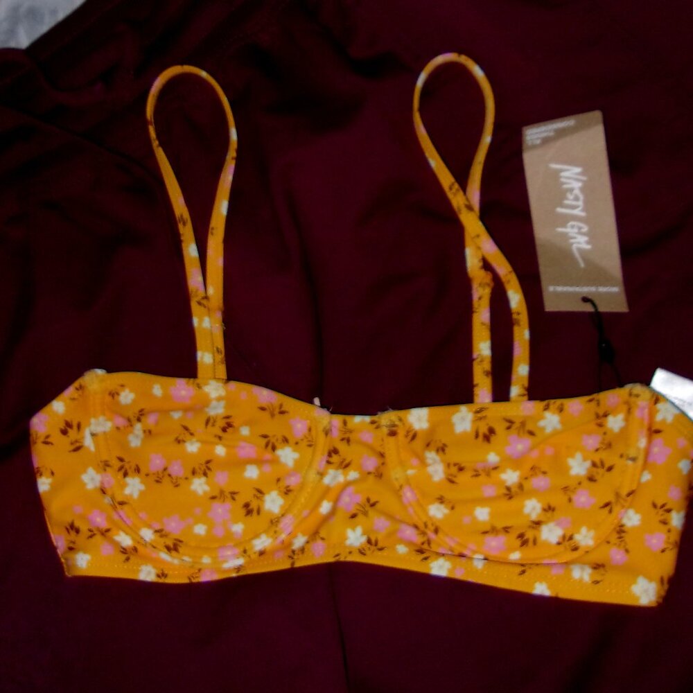 NEW Nasty Gal  size 2   swim suit yellow  womens bikini top extra  small